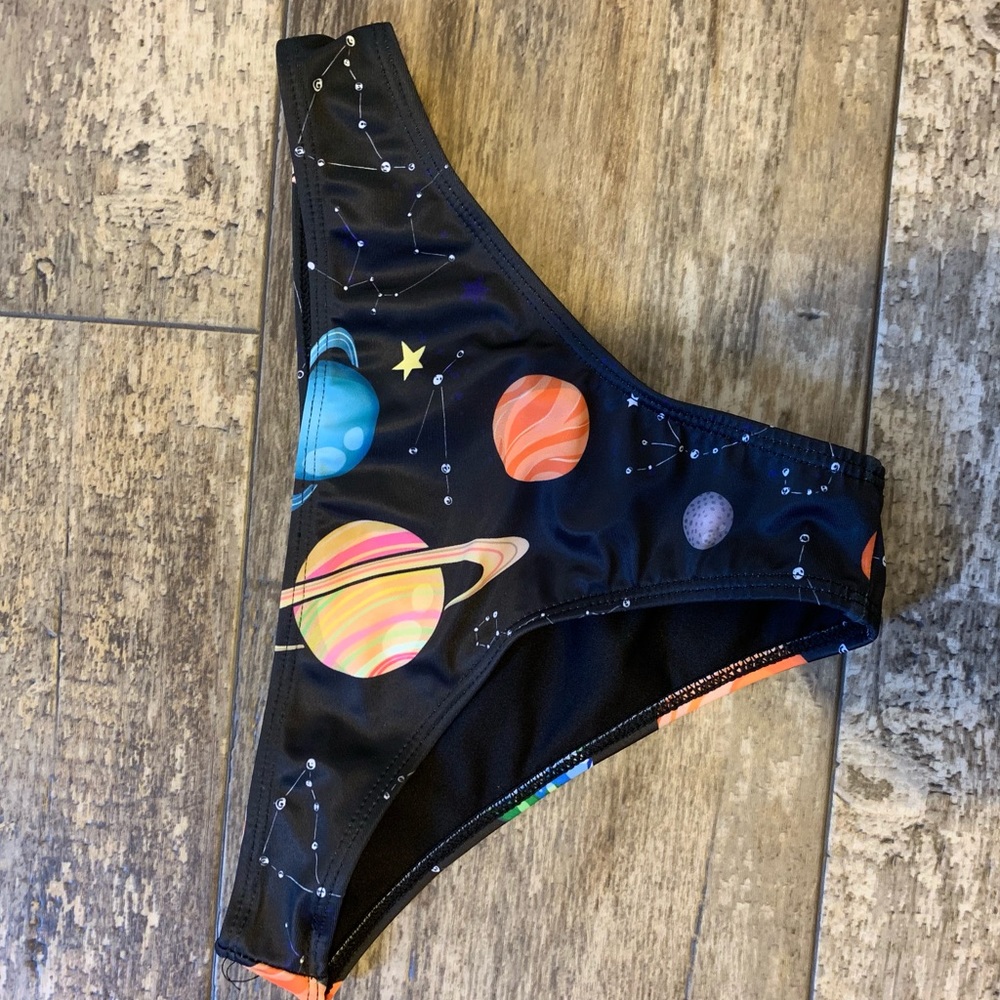 swimsuit bottoms